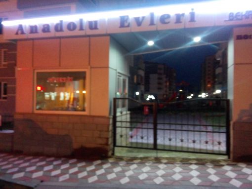   ANADOLU EVLERİ SİTEMİZİN AYDINLATMA İŞİ